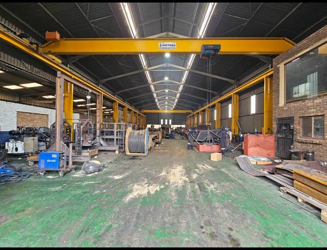 3,500M² FACTORY FOR SALE IN ANDERBOLT